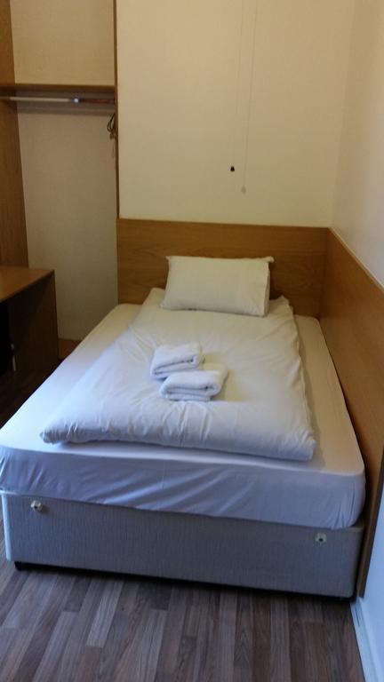 The Holyhead Hostel Dublin Buitenkant foto